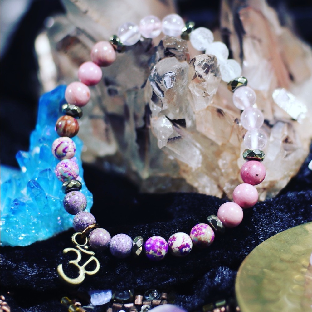 Stabilizing heart mind and spirit bracelet